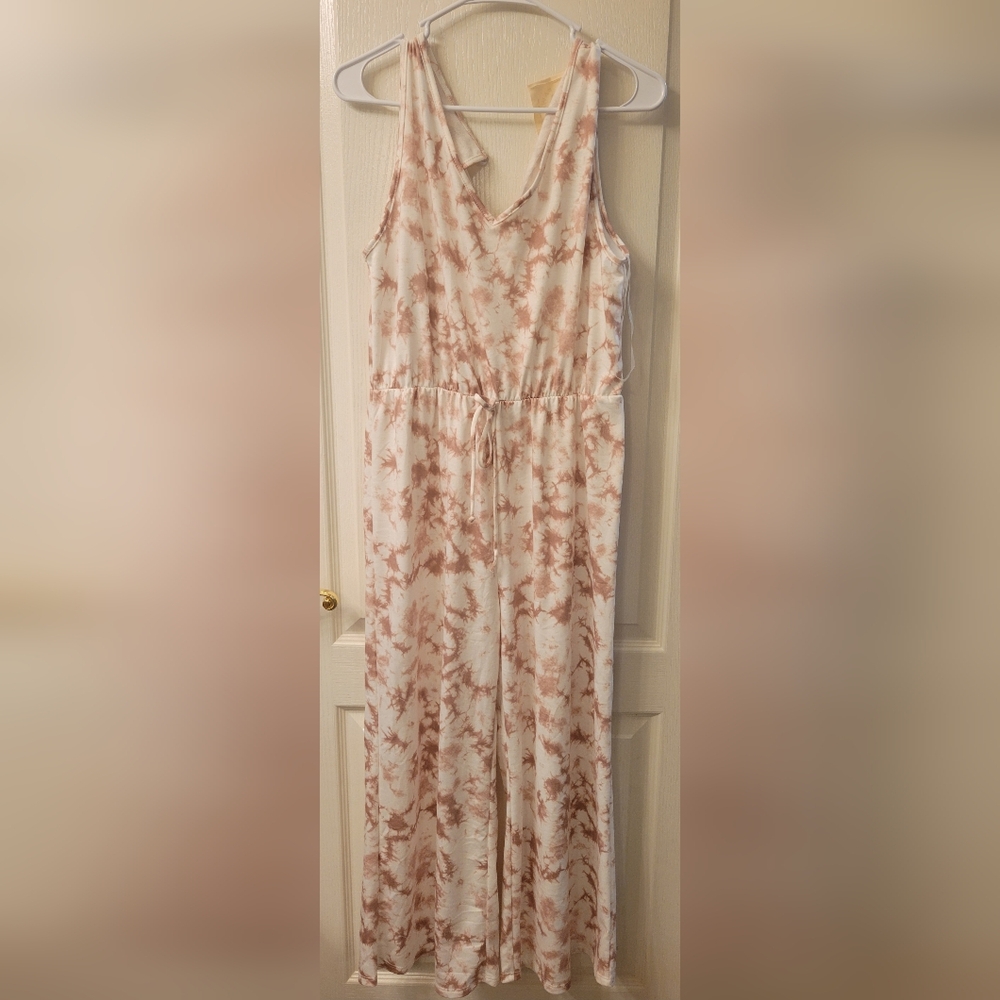 Womens Fantastic Fawn Romper size large new without tags